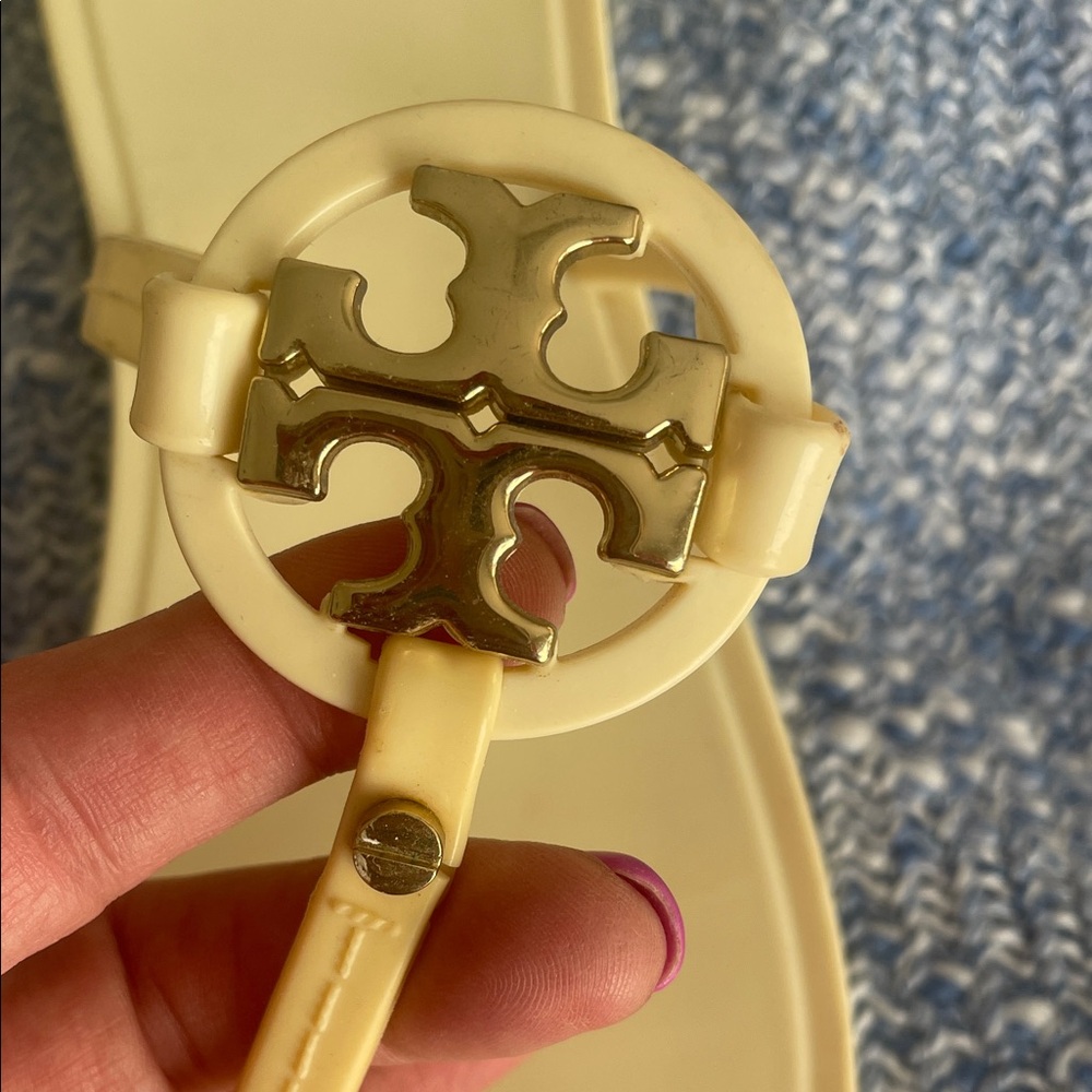 Tory Burch Women's Cream Sandals - Picture 3 of 6